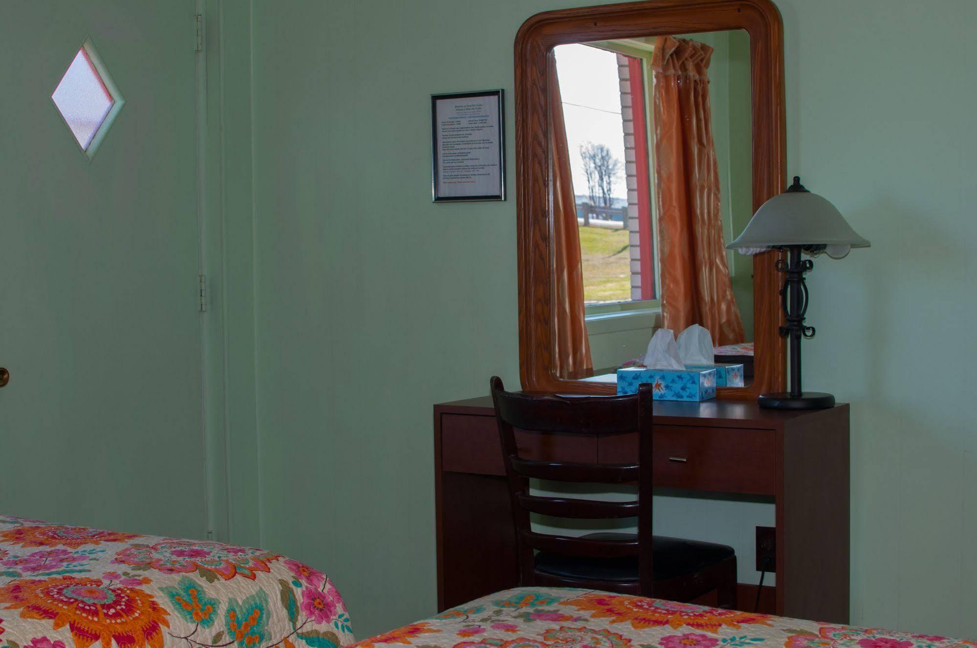 Motel Des Erables Coteau-du-Lac Extérieur photo