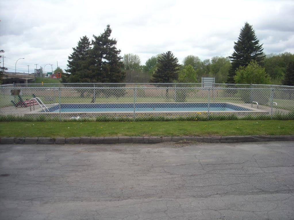 Motel Des Erables Coteau-du-Lac Extérieur photo