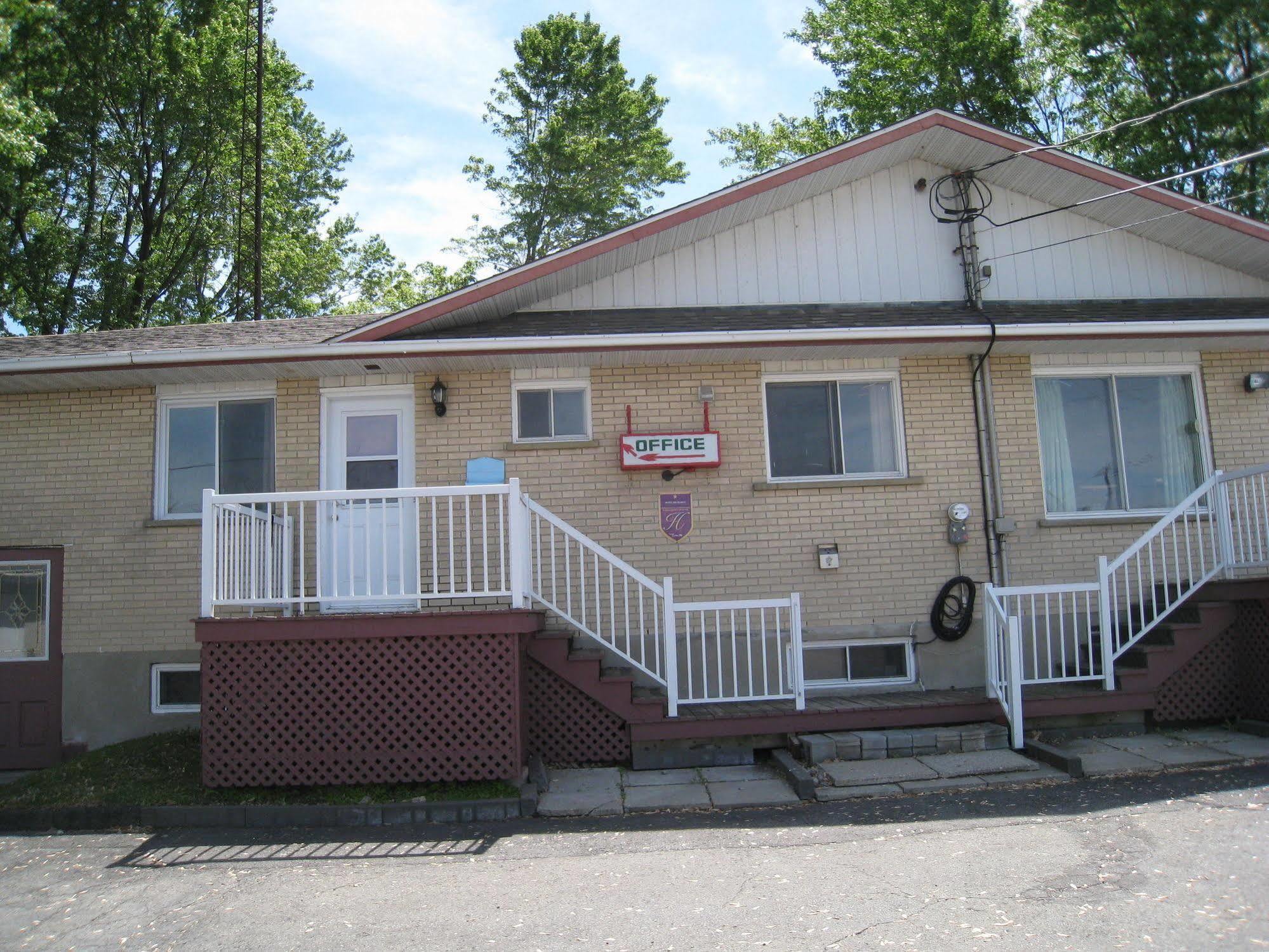 Motel Des Erables Coteau-du-Lac Extérieur photo